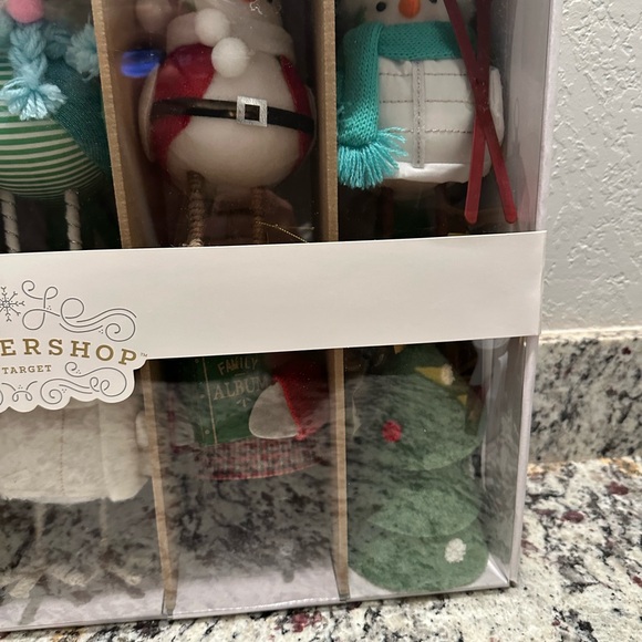 Target Featherly Friends 10 Piece Reunion Collection Christmas Bird Figures 2024 - Picture 11 of 11